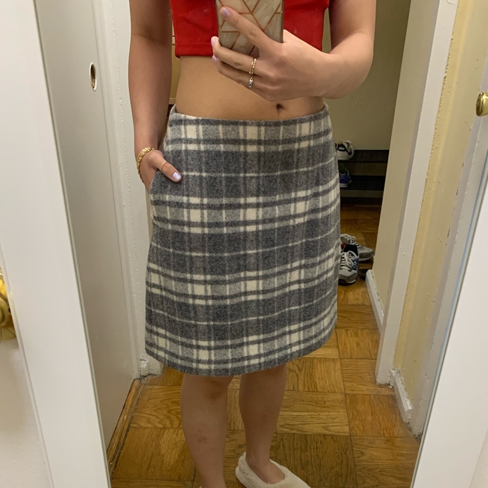 Uniqlo skirts (bundle of 2)